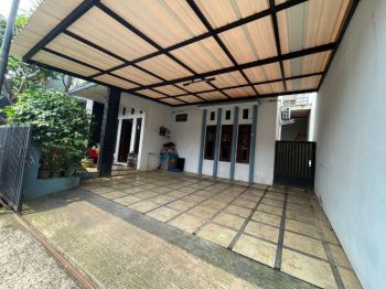 Dijual rumah siap huni di Petukangan Selatan, Pesanggrahan, South Jakarta