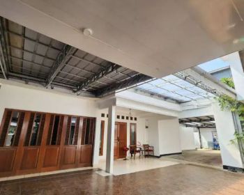 Dijual rumah mewah murah bawah NJOP di kemang timur jakarta selatan