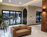 thumbnail-dijual-rumah-modern-bangunan-mandiri-mewah-dan-asri-delatinos-bsd-2