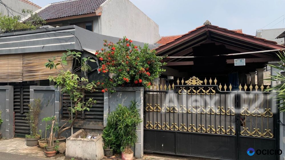Dijual rumah hitung tanah saja di kebon Jeruk dekat Binus, Sukabumi Utara