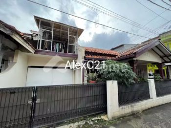 Dijual Rumah Lokasi Sangat Strategis, Akses Mudah Jalan Raya Pondok Gede