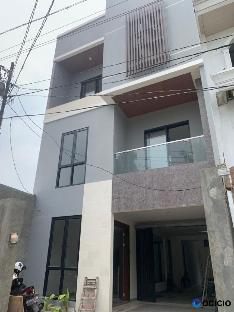Dijual rumah minimalis di Jl. Kbayoran Lama, Kota Jakarta Selatan