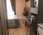 thumbnail-disewakan-studio-gold-coast-apartement-tahunan-unit-baru-2