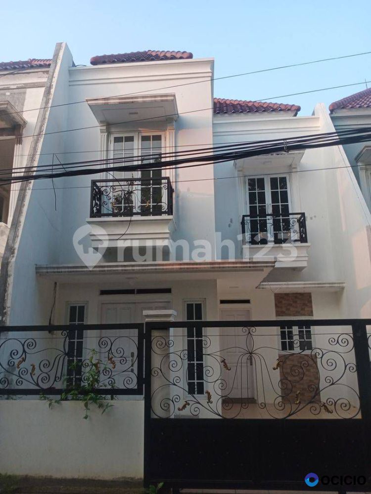 Dijual Rumah Mewah Asri Dekat Gate Kukusan Tol Cijago