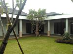 thumbnail-di-jual-rumah-mewah-lantai-di-joglojakarta-barat-9