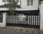 thumbnail-dijual-rumah-dicipete-utara-jakarta-selatan-0