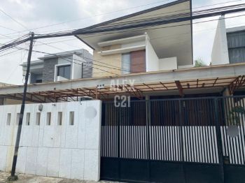 dijual Rumah di Jl.Lebak Bulus, Cilandak Barat, Cilandak, Jakarta Selatan.