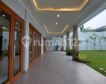 thumbnail-dijual-rumah-mewah-rasa-resort-di-kemang-jakarta-selatan-5