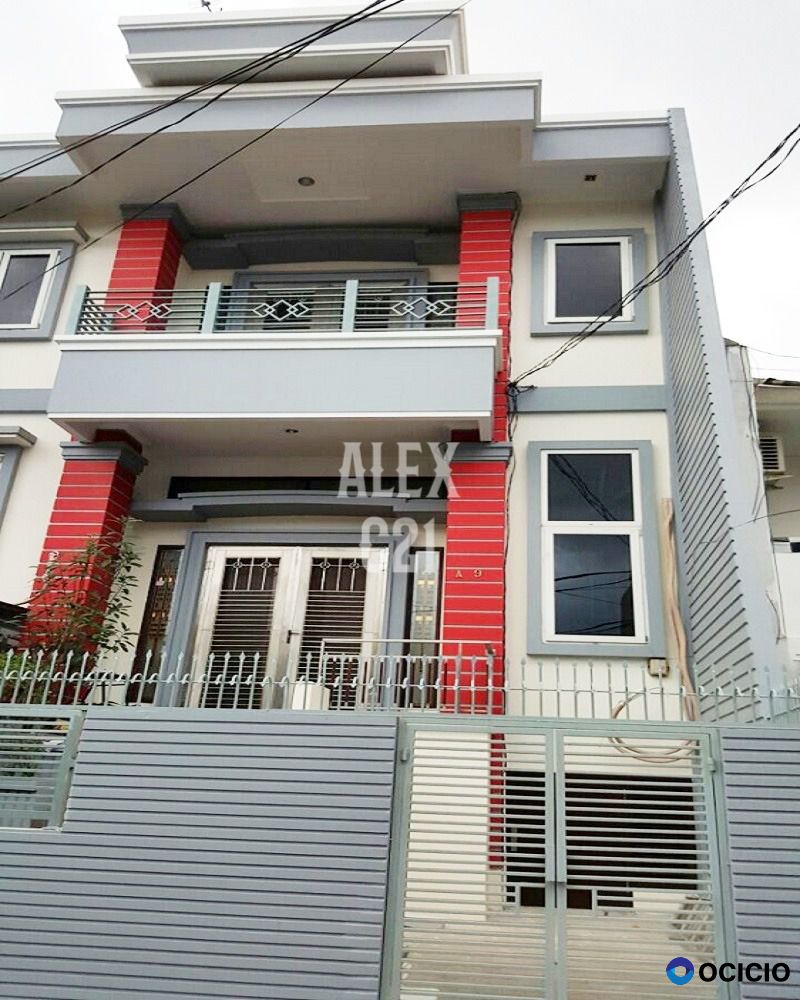 Rumah Dijual 3 Lantai Dengan 14 Kamar Tidur (Full Furnished) di Sunter Mas