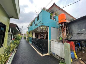 dijual RUMAH 2 LANTAI di komplek Pancoran Mas, Depok Jaya, Pancoran