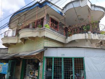 DI jual Rumah Warung dan 1 Kontrakan