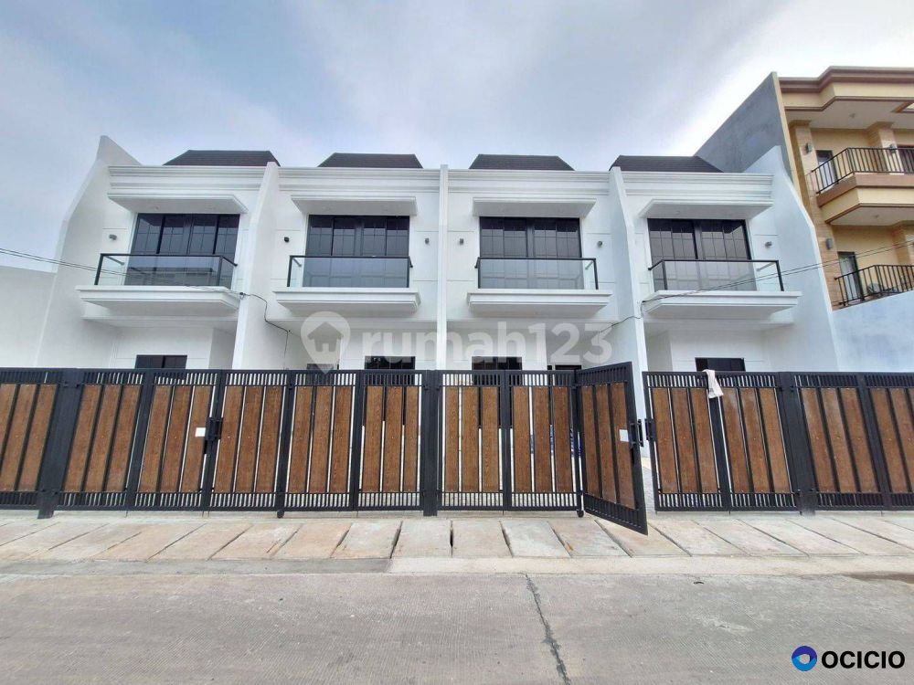 Rumah American Modern Di Meruya Jakarta Barat