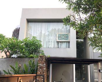 dijual rumah mewah cluster Townhouse, Setu Cipayung, Jakarta Timur