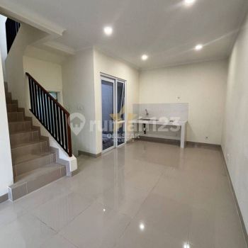 Dijual Rumah Bagus Asri Siap Huni di Cluster Agnesi, Gading Serpong