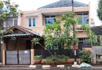 Jual Rumah komplek 2 lantai di Taman Modern, Ujung Menteng, Cakung