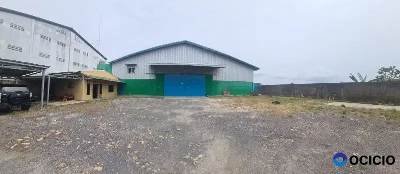 gudang pinggir jalan lintas sumatera natar