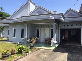 rumah dekat perumahan di kedamaian