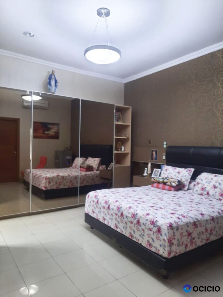 Dijual rumah di Taman Permata Buana , Kembangan, Jakarta Barat