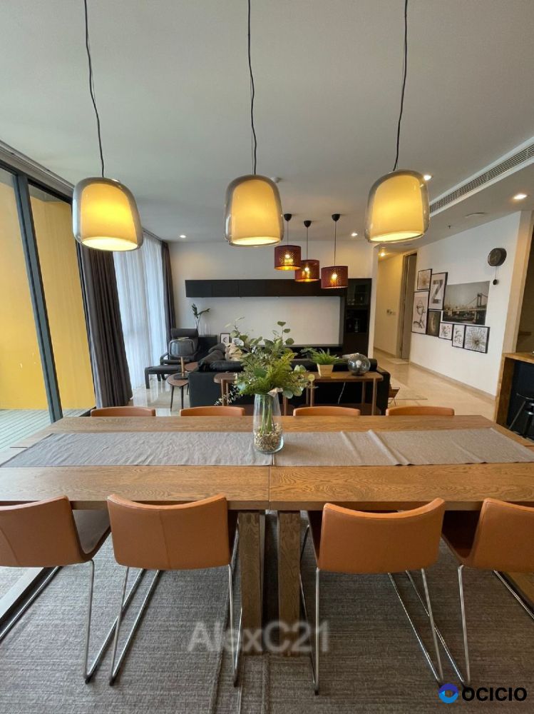 Dijual dan disewakan 3 bedrooms Private Lift  Izzara Apartemen