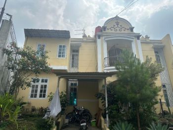 Dijual Villa 2 Lantai Lokasi Strategis Di Green Apple, Puncak