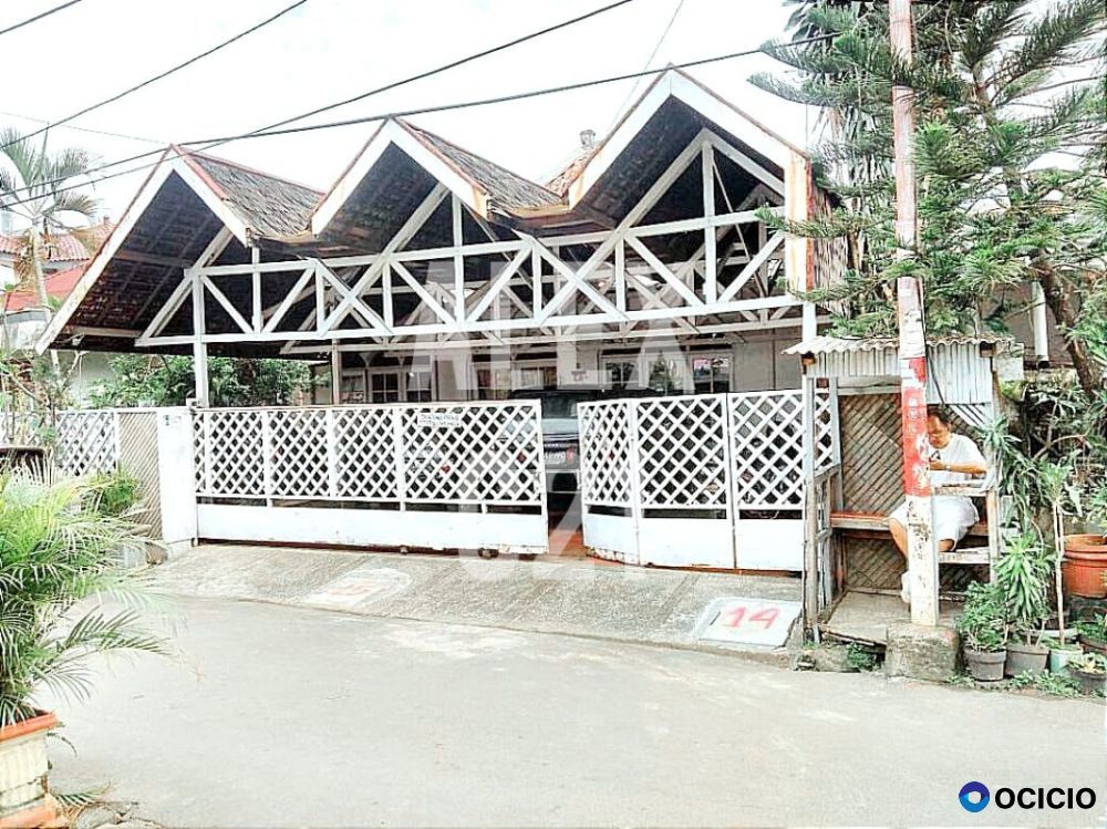 Jual Cepat B U Rumah vintage, Senen, Jakpus (hitung tanah saja)