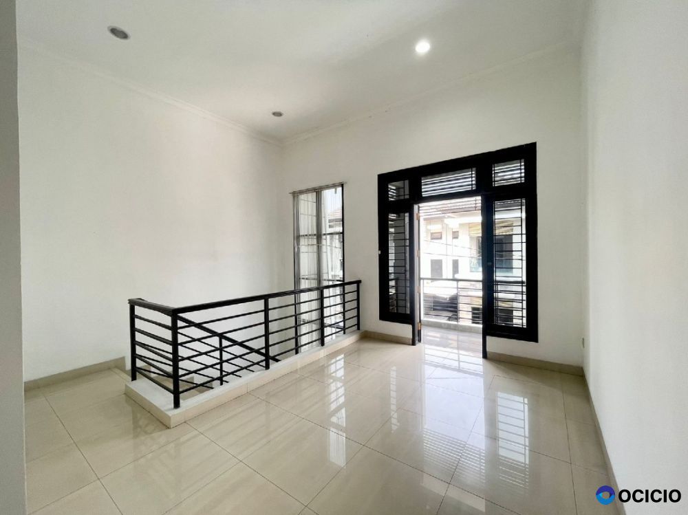 Dijual Rumah Manyar Tirtoyoso Surabaya