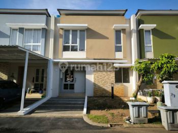 Dijual Rumah Siap Huni Kondisi Bagus di Cluster Yang Strategis Dan Dekat Tempat