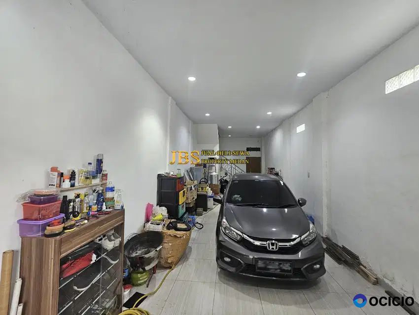 Dijual Townhouse 3 Tingkat di Komplek Karya Townhouse - Medan