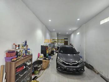 Dijual Townhouse 3 Tingkat di Komplek Karya Townhouse - Medan