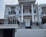 thumbnail-jual-cepat-rumah-mewah-american-classic-di-cilandak-jaksel-1