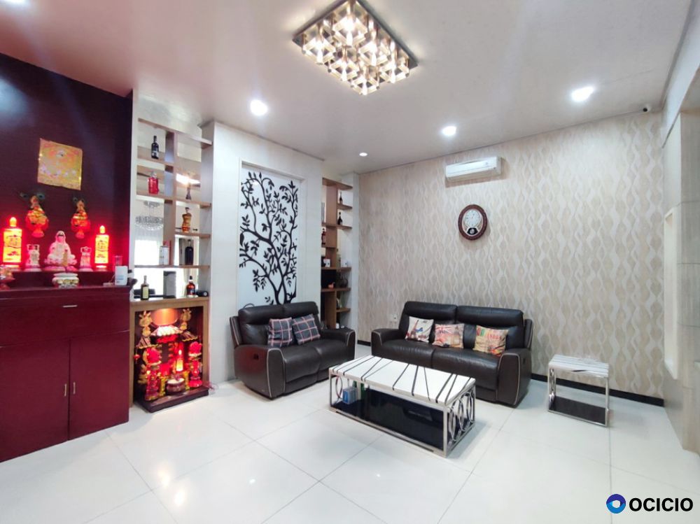 Dijual Villa 2 Lantai di Komplek Cemara Kuta, Jalan Nusa Dua