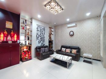 Dijual Villa 2 Lantai di Komplek Cemara Kuta, Jalan Nusa Dua