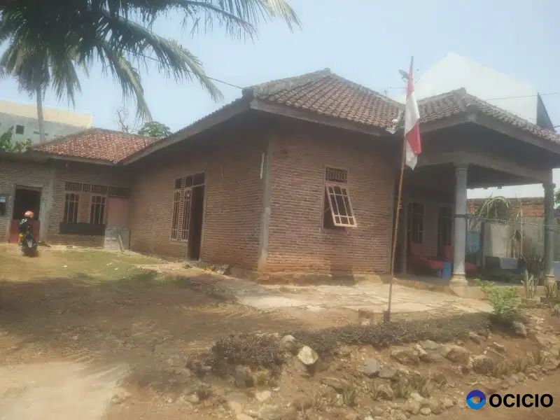 rumah di untung suropati labuhan ratu