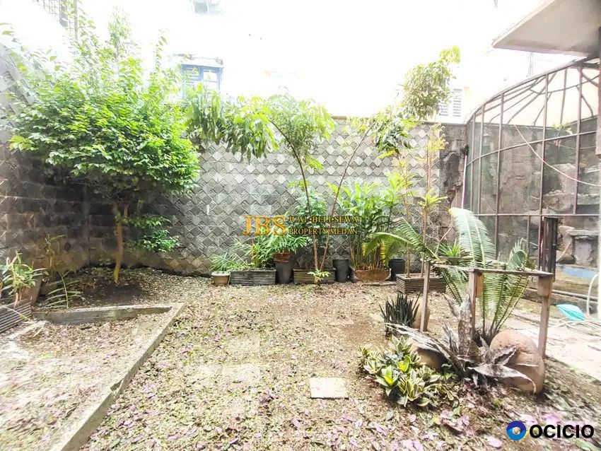 Villa Dijual di Komplek Cemara Asri Medan Jalan Elang