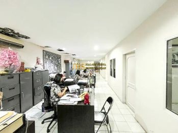 Dijual Villa Siap Huni Jalan Juanda 2 - Daerah Polonia