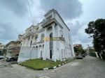 thumbnail-dijual-villa-hook-komplek-taman-anggrek-jalan-tamir-hamzah-0