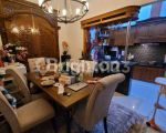 thumbnail-rumah-classical-cibubur-jakarta-ada-kolam-renang-furnished-7