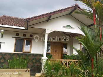 RUMAH STRATEGIS DIPUSAT KOTA SUMEDANG JAWA BARAT