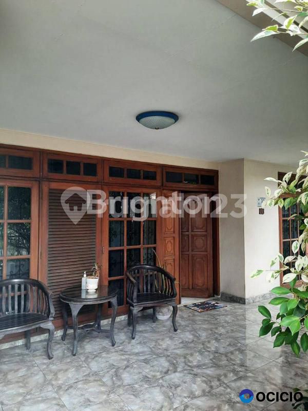 RUMAH STRATEGIS DIKEMANGGISAN JAKARTA BARAT BEBAS BANJIR