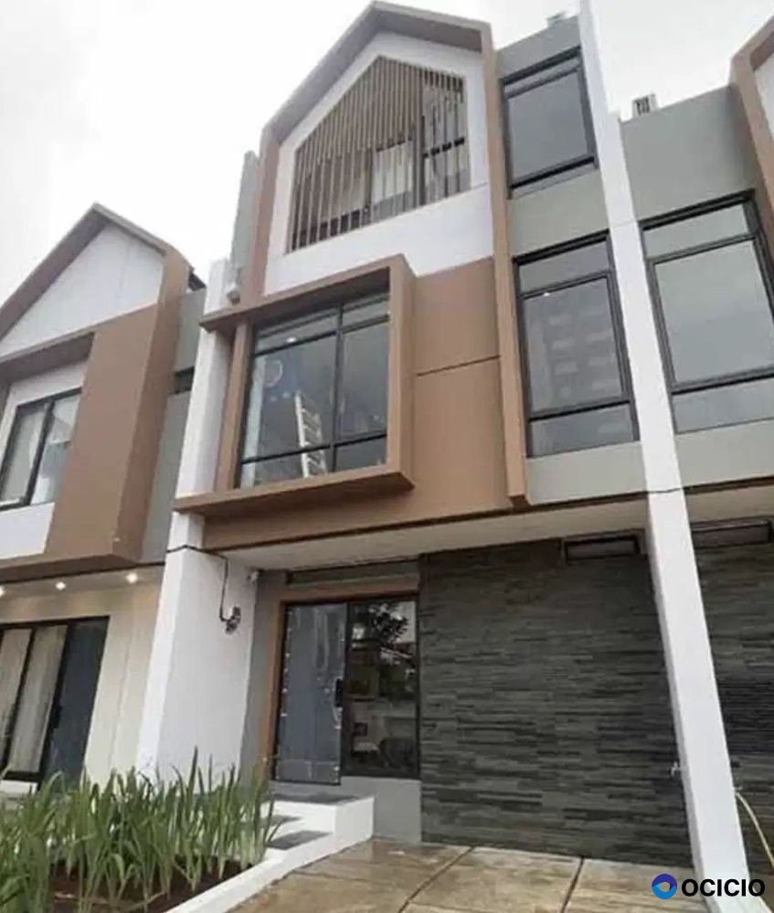 Aspen Park Tipe 5 x 12 Attic Premium