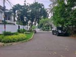 thumbnail-rumah-kawasan-pondok-indah-yang-nyaman-dan-asri-6