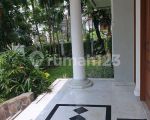 thumbnail-rumah-sangat-asri-di-pondok-indah-jakarta-selatan-1