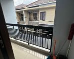 thumbnail-jual-rumah-renovasi-seperti-baru-siap-huni-full-furnish-7