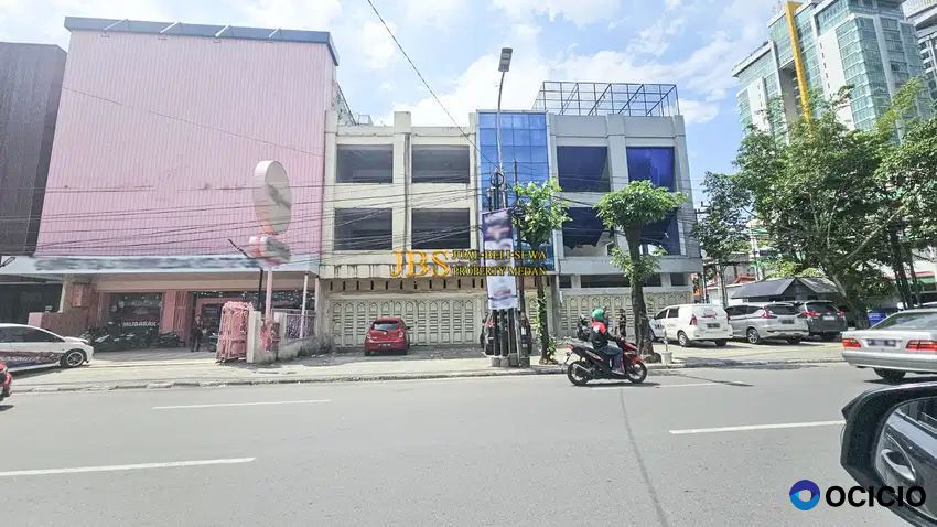 Dijual Ruko 2 Gandeng Jalan Gajah Mada (Simpang Jalan Mojopahit)