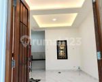 thumbnail-rumah-classic-modern-di-lenteng-agung-3