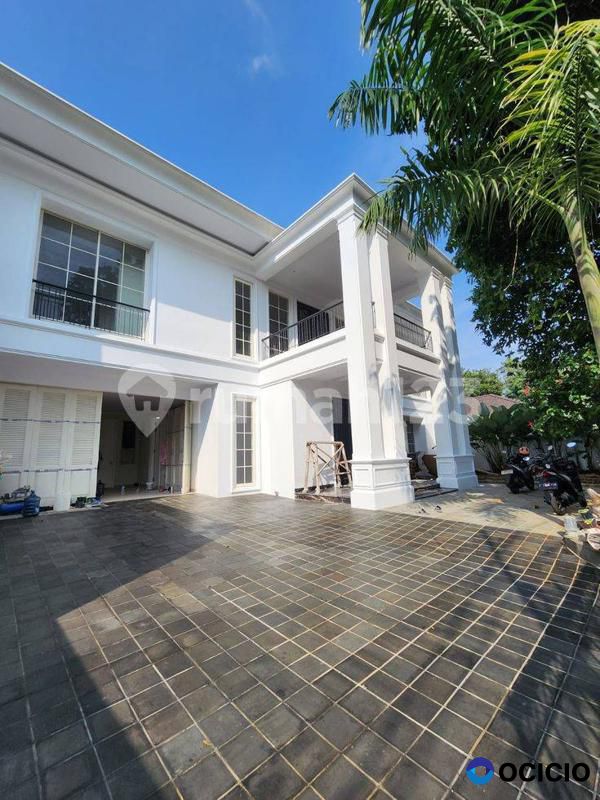 DIJUAL RUMAH MEWAH PATRA KUNINGAN JAKARTA SELATAN