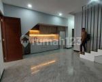 thumbnail-dijual-rumah-minimalis-modern-cipete-jakarta-selatan-1