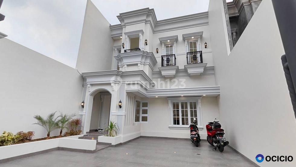 RUMAH MEWAH SIAP HUNI AMERICAN MODERN DI JOGLO JAKARTA BARAT.