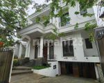 thumbnail-jual-cepat-rumah-mewah-area-kuningan-jakarta-selatan-0