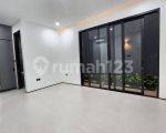 thumbnail-rumah-mewah-dalam-komplek-elit-di-kemang-jakarta-selatan-9